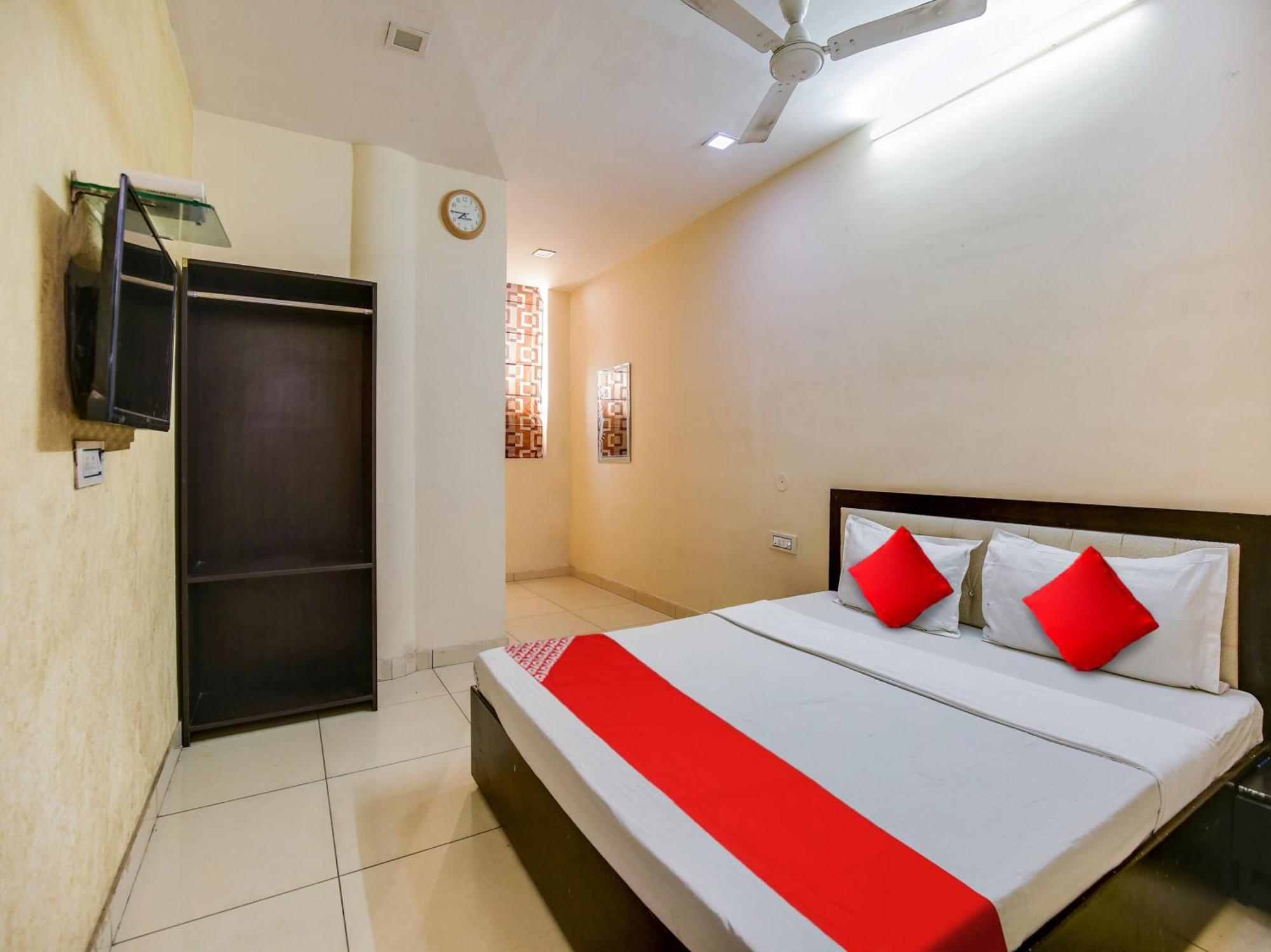 Hotel O Sahil Solitaire Ludhiana Bagian luar foto