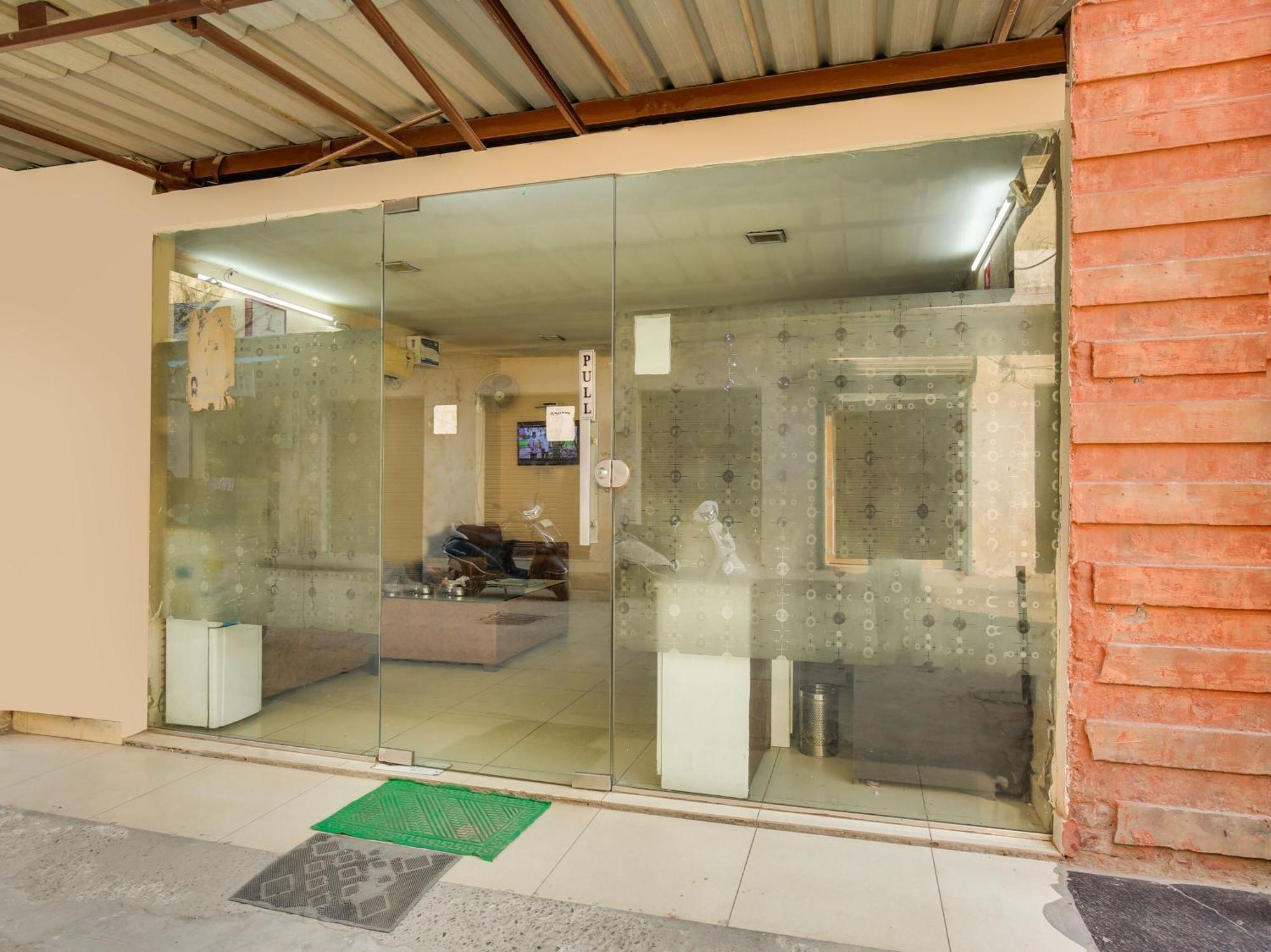 Hotel O Sahil Solitaire Ludhiana Bagian luar foto