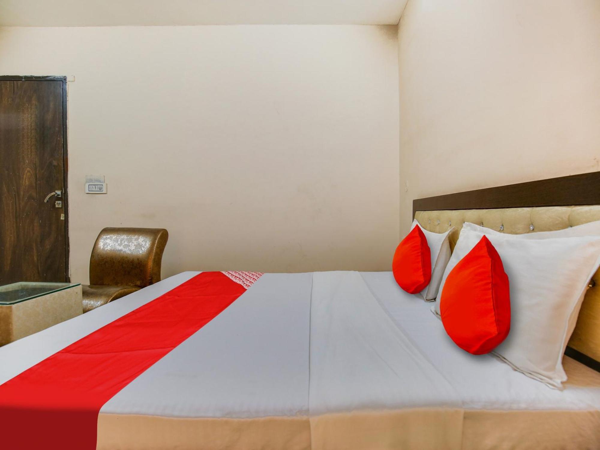 Hotel O Sahil Solitaire Ludhiana Bagian luar foto