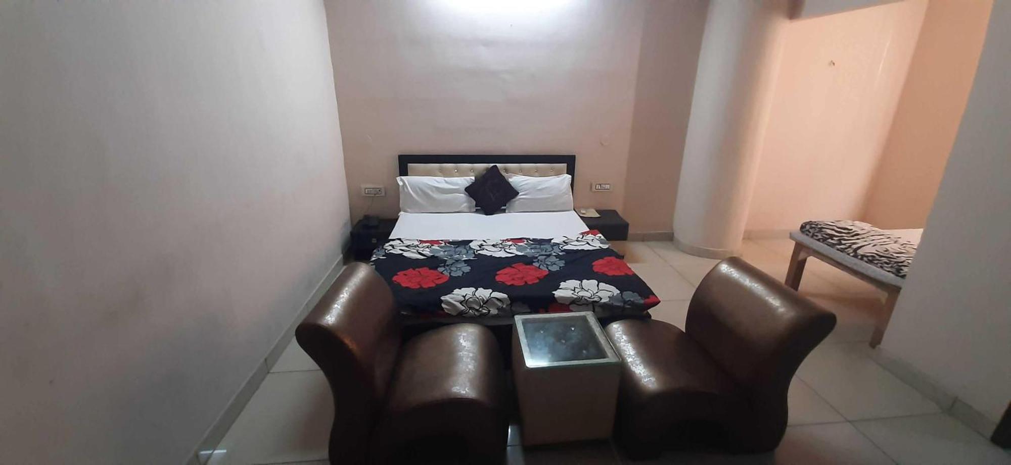Hotel O Sahil Solitaire Ludhiana Bagian luar foto